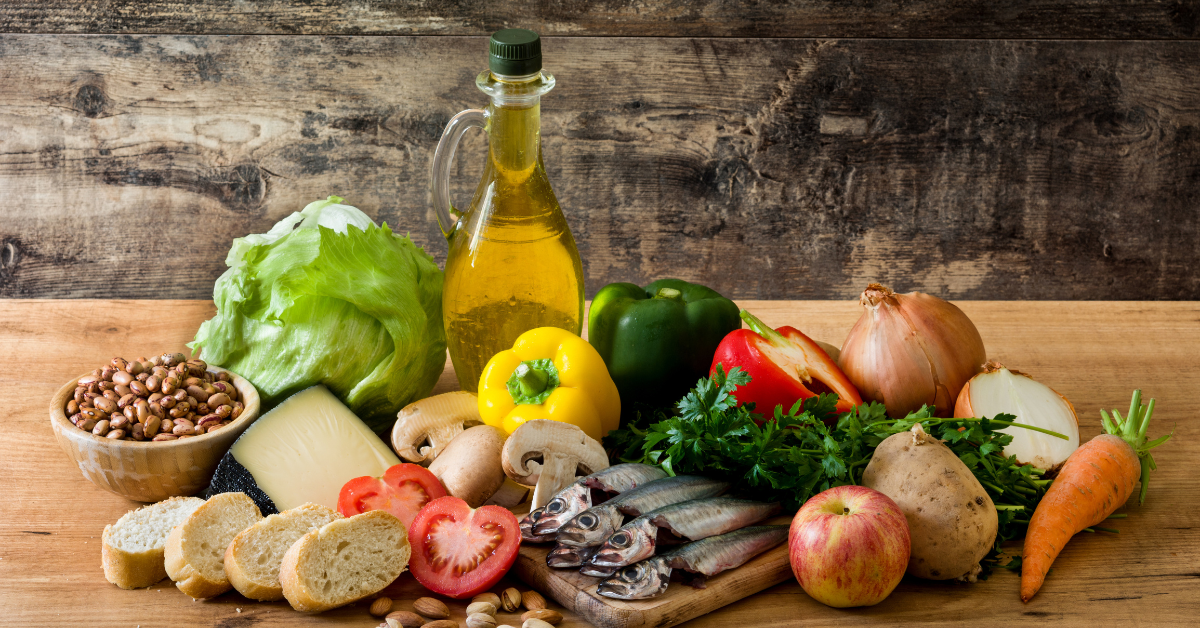 If you are diagnosed with uterine fibroids, one way to help reduce fibroid symptoms is to make changes to your diet.